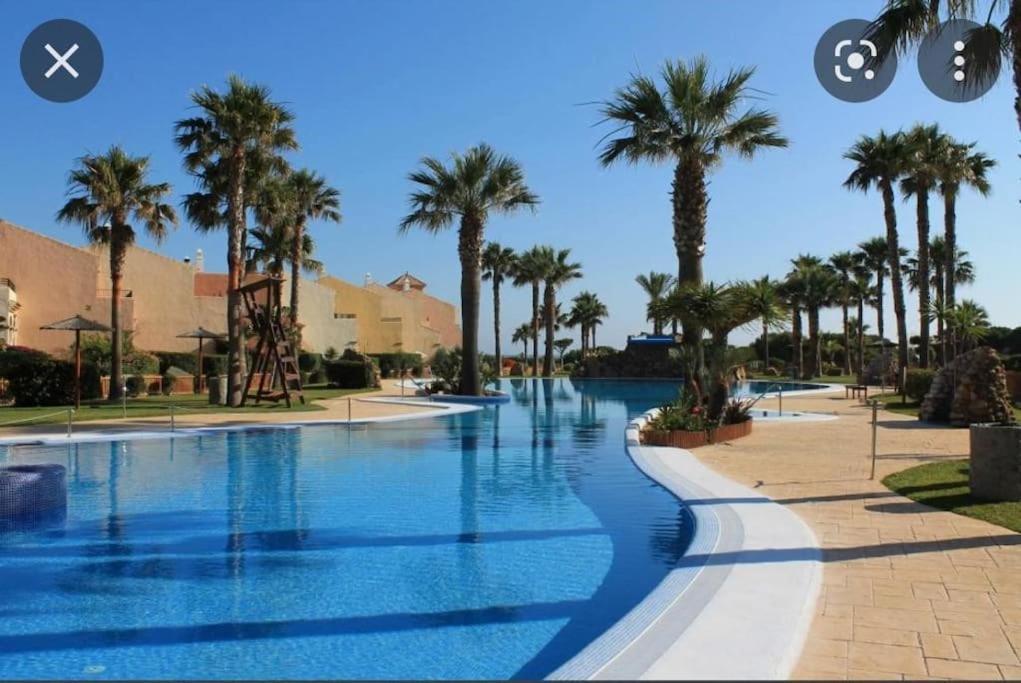 1Ra Linea Playa Zahara Atlanterra Piscina Parking Διαμέρισμα Zahara de los Atunes Εξωτερικό φωτογραφία